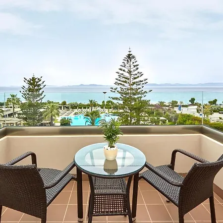Курортний комплекс Sheraton Rhodes