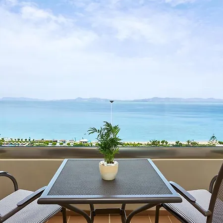 Курортний комплекс Sheraton Rhodes