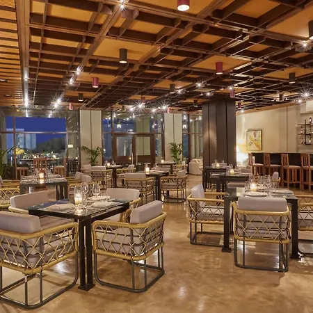 Sheraton Rhodes Курортний комплекс