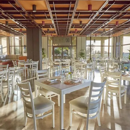 Sheraton Rhodes Курортний комплекс