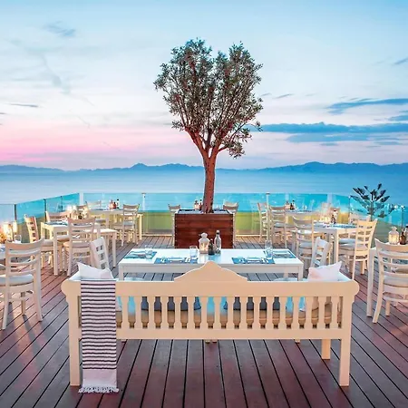 Курортний комплекс Sheraton Rhodes Іксія