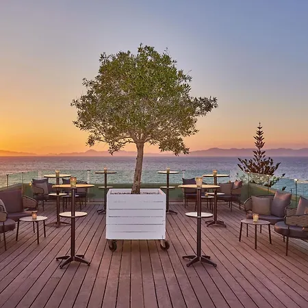 Курортний комплекс Sheraton Rhodes 5*
