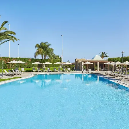 Курортний комплекс Sheraton Rhodes